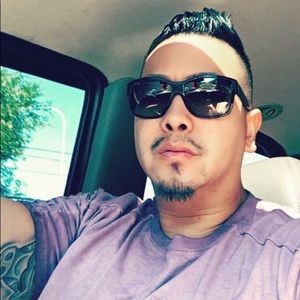 Meet your Posher, Tony